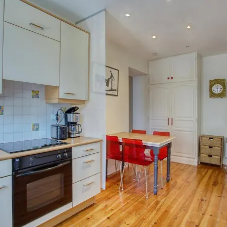 Apartment Appartement Biarritz, 2 Pieces, 4 Personnes - Fr-1-3-409